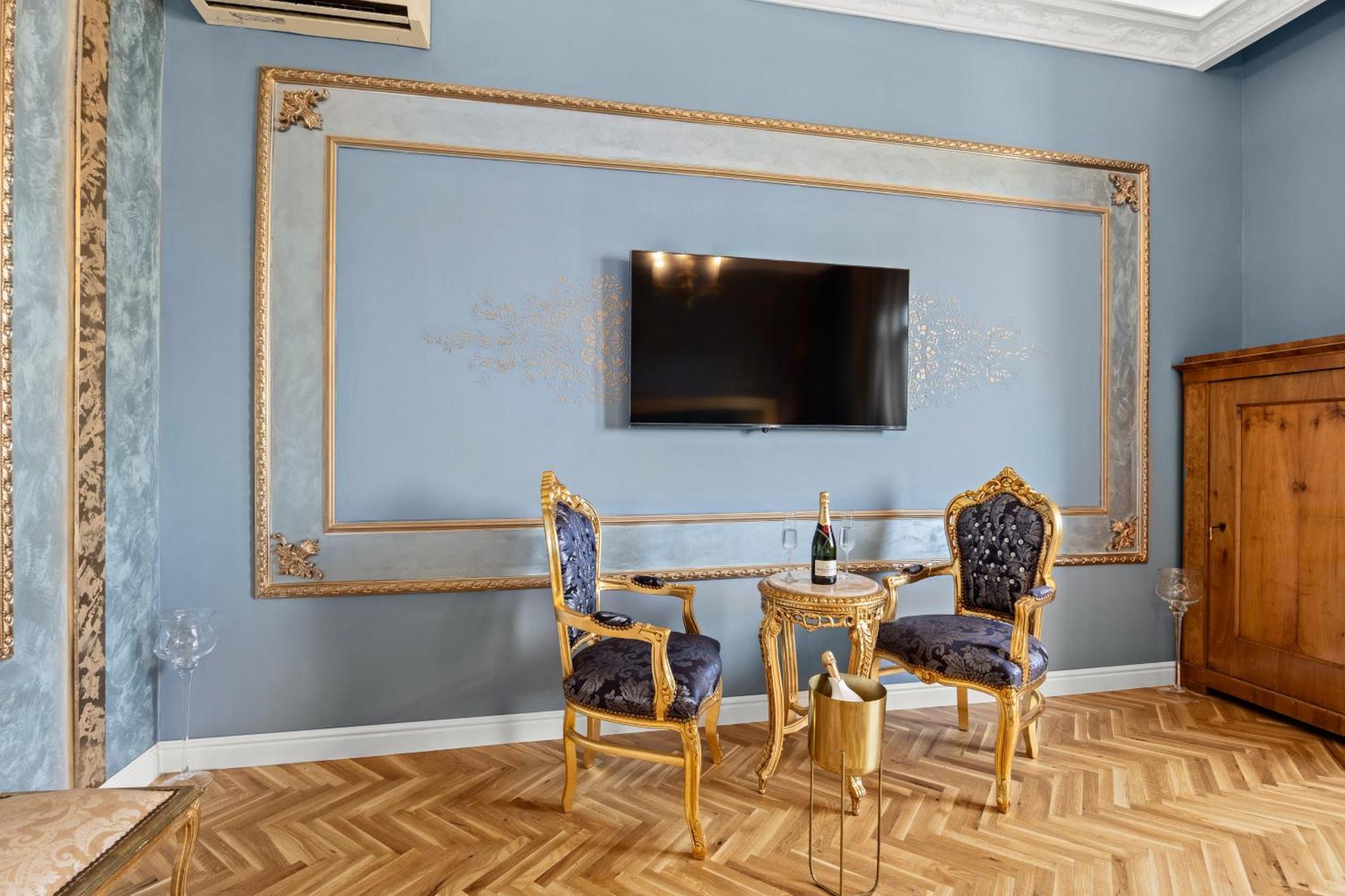 Villa Muenz Luxurious Residence Пула Екстер'єр фото