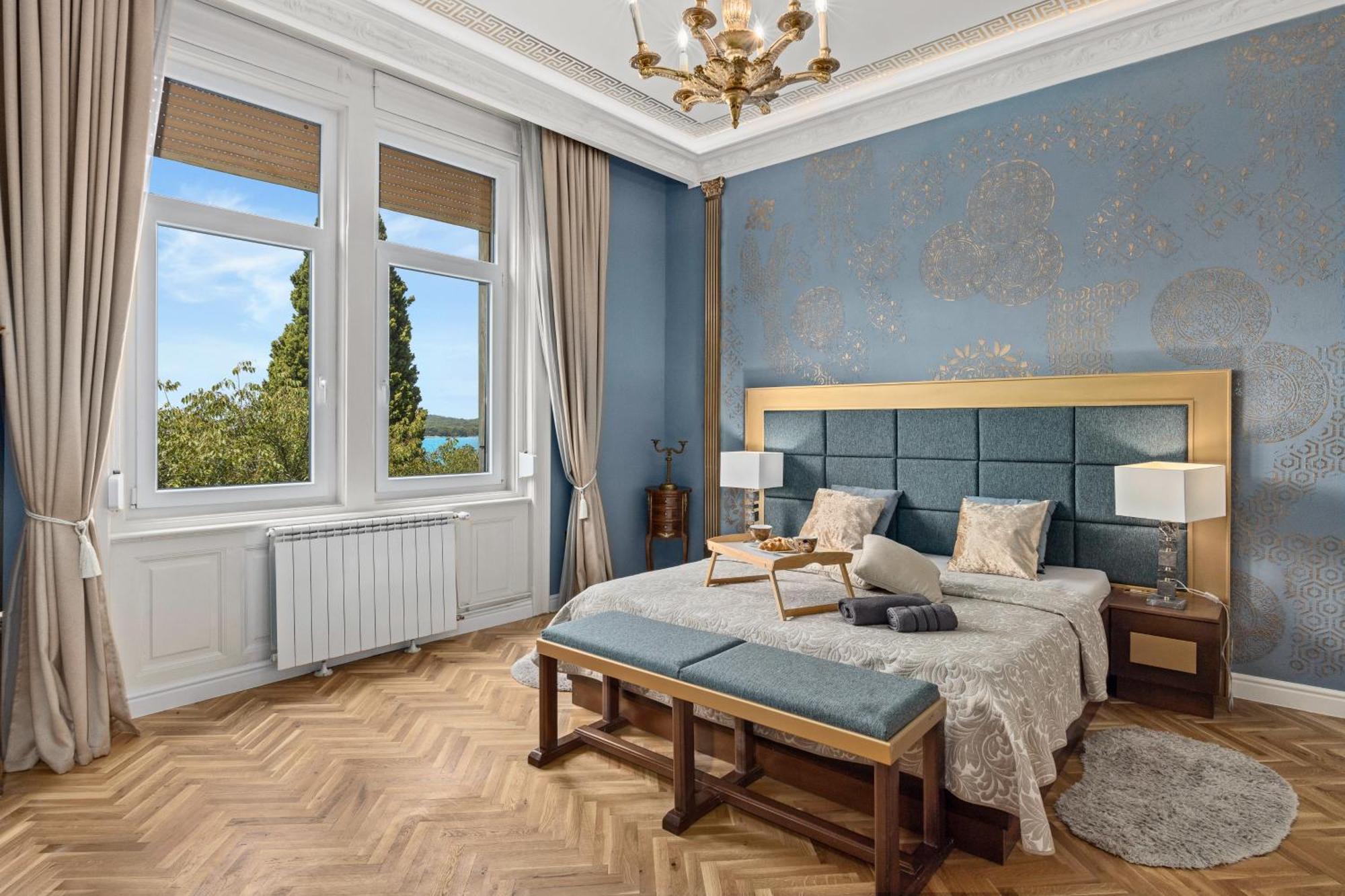 Villa Muenz Luxurious Residence Пула Екстер'єр фото