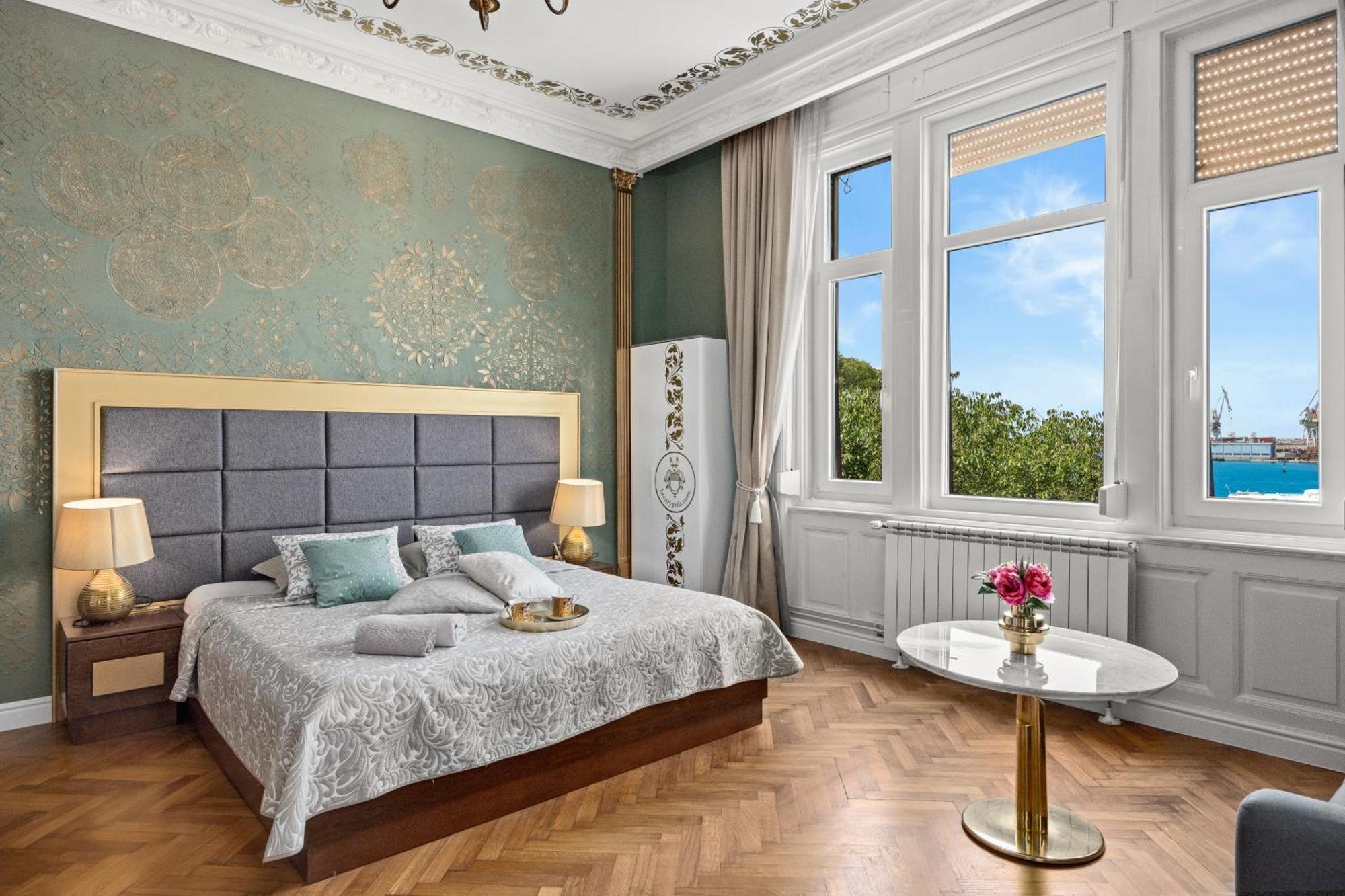Villa Muenz Luxurious Residence Пула Екстер'єр фото
