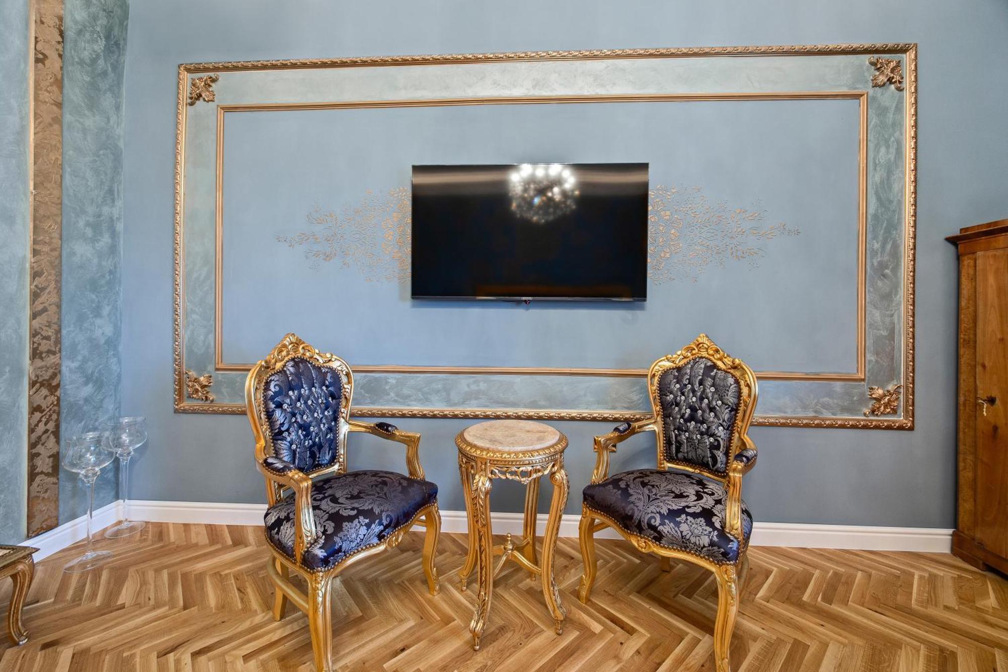 Villa Muenz Luxurious Residence Пула Екстер'єр фото